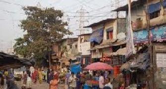 Govt to expedite Dharavi rehab plan