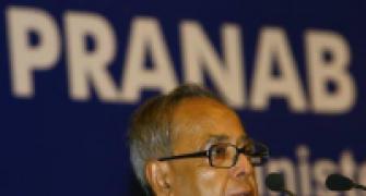 Pranab says inflation can become manageable