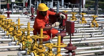 ONGC to hire RIL's ununtilised production facilities
