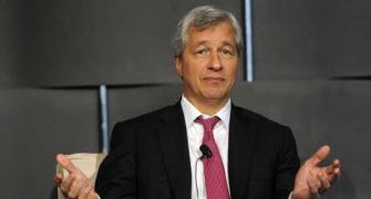 JPMorgan loses $2bn after bet goes wrong