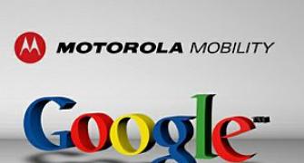 Google acquires Motorola Mobility, CEO Sanjay Jha quits