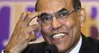 Subbarao's laughter therapy on CRR row