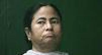 Mamata finally gives her nod to FDI in aviation