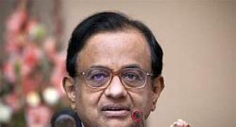 India's growth to pick up in 2013-14: FinMIn