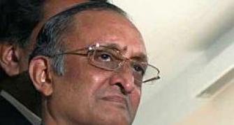WB growing at a higher rate than India: Mitra