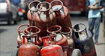 Govt to give Rs 25,000 cr additional fuel subsidy