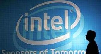 Intel plans online TV service as PC chip sales wane