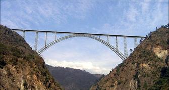 India to open world's HIGHEST rail bridge by 2016