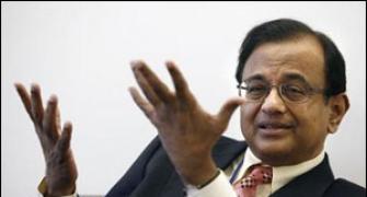 Chidambaram looks at further curbs on gold imports