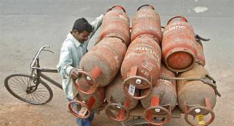 LPG price hiked by Rs 16.50 per cylinder; ATF by 0.6%