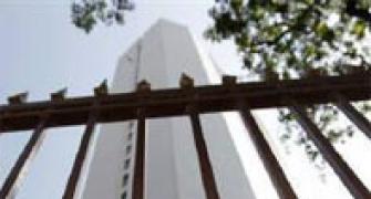 RBI's liquidity-tightening steps halt companies' bond issuance