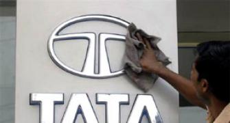 Tata Motors Q4 profit dips 36 per cent to Rs 3,945.47 cr
