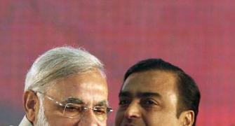 Why businessmen WANT Narendra Modi to come to POWER