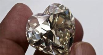 Surat to soon have India's first diamond SEZ