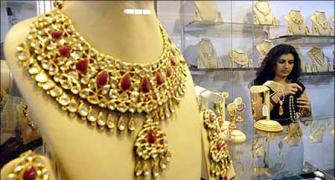 Cut in gold import duty unlikely before Budget