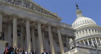 US House approves $1.1 trillion spending bill, averts shutdown