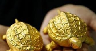 No plan to cut gold import duty: FinMin