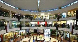 Kejriwal rescinds approval to FDI in multi-brand retail