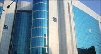 Sebi asked to disclose details on grant of licence to MCX-SX