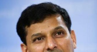 Why is RBI governor cautious in issuing new bank licences?