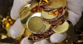 Gold import bill stays high on lower prices