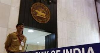 RBI talking to govt on increasing gold import curbs
