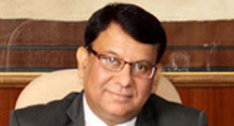 Rohit Nandan to continue as Air India CMD for one month
