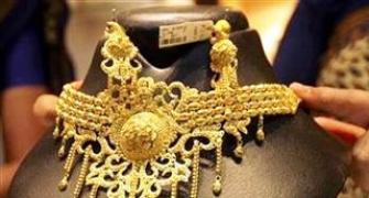 Govt to re-look at gold import curbs after Diwali: Jaitley