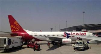 SpiceJet, AirAsia await govt nod on discounts for light travellers
