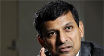 RBI will continue to limit India's reliance on foreign debt: Rajan