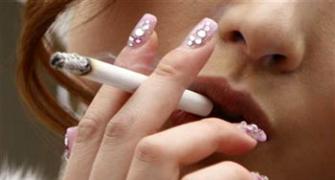 India vows to press tobacco cos for bigger health warnings