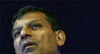 I think, de facto, RBI is independent: Raghuram Rajan