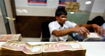 Ambanis, Birlas, Mittals join race for niche bank licences