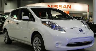 NASA teams up with Nissan to develop self-driving cars