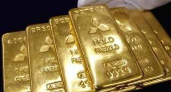 Gold loan firms worried, seek part-payments