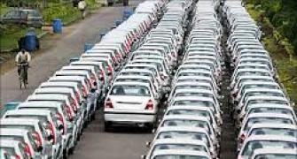 RBI rate cut makes auto cos happy