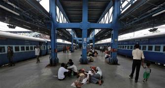 Gujarat has cleanest railway stations, Bihar dirtiest