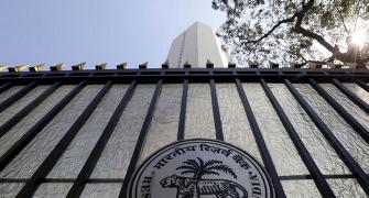 RBI pores over Budget, worries on fiscal math