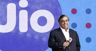 No stay on Jio free offer; Trai asked to re-examine issue