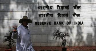 Govt seeks special dividend to fund part of bank recap