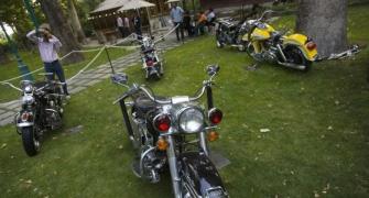Flex-engine motorcycles to hit Indian markets soon: Gadkari
