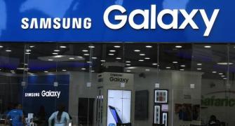 Samsung draws battle lines to counter Xiaomi