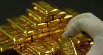 100 metric tonnes of gold shifted from UK to India