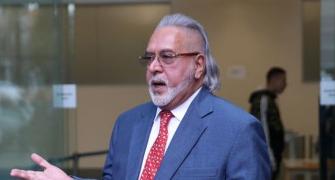 Mallya gave $40-mn to family and needs to pay $25 fine
