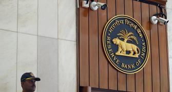 RBI leaves lending rate unchanged at 4%