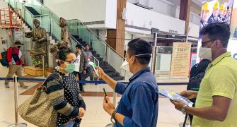 Coronavirus fears see drop in domestic flight bookings