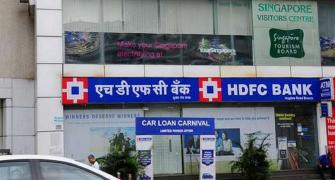 HDFC Bank working with RBI to restart banned services