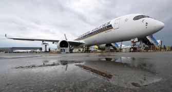 Singapore Airlines confirms Vistara, A-I merger talks