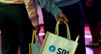 SBI Q2 net profit jumps 23% to Rs 19,782 cr