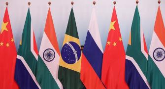 BRICS pitches for using local currencies in intl trade